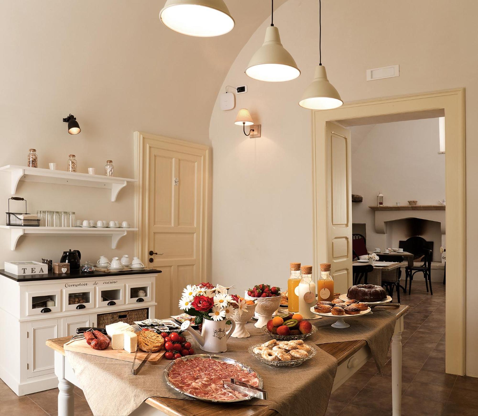 Don Alfonso Dimora D'Epoca Bed & Breakfast Racale Exterior photo