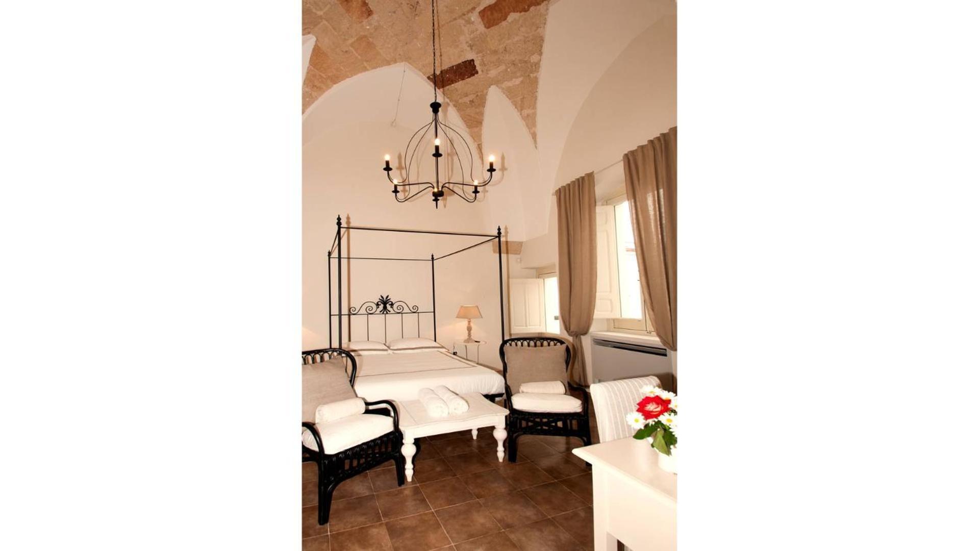 Don Alfonso Dimora D'Epoca Bed & Breakfast Racale Exterior photo